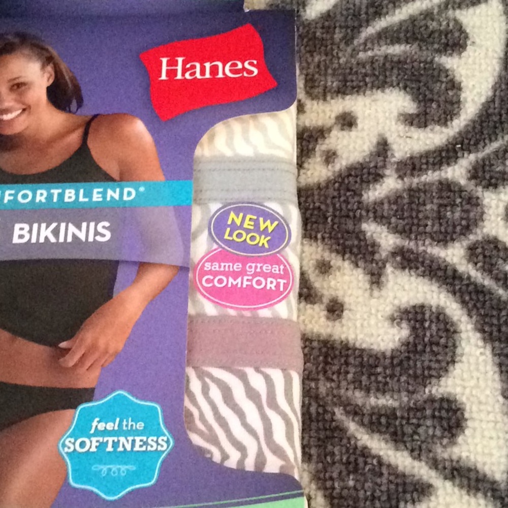 Hanes ComfortBlend 3pc Bikinis Size 5 - Picture 2 of 3